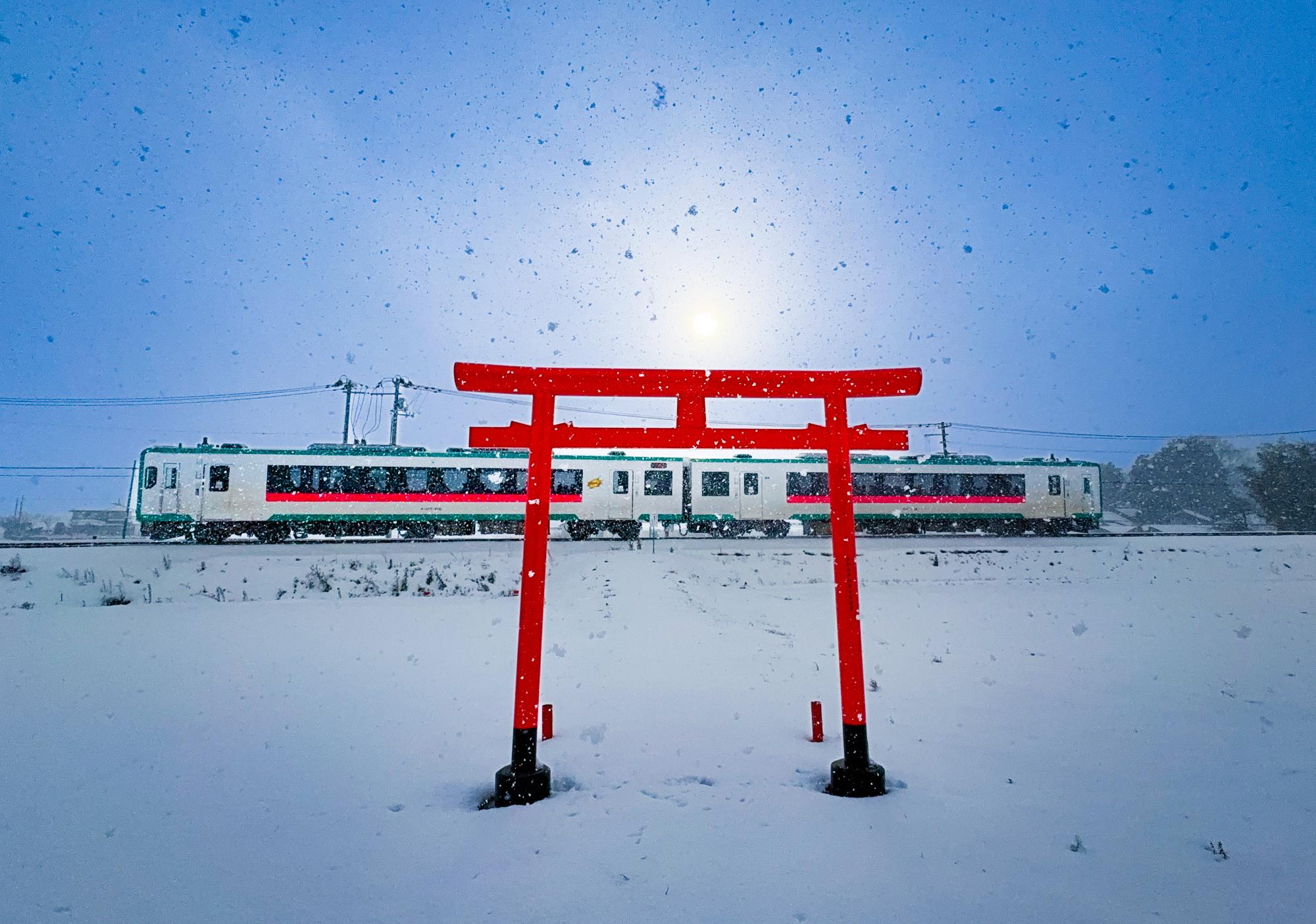 初雪の陸羽東線