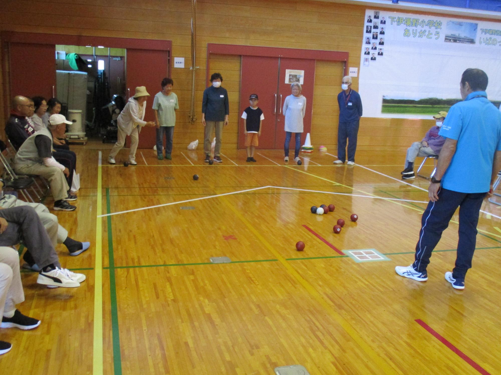 下伊場野水辺の楽校感謝のつどい「ボッチャ交流会」の写真4