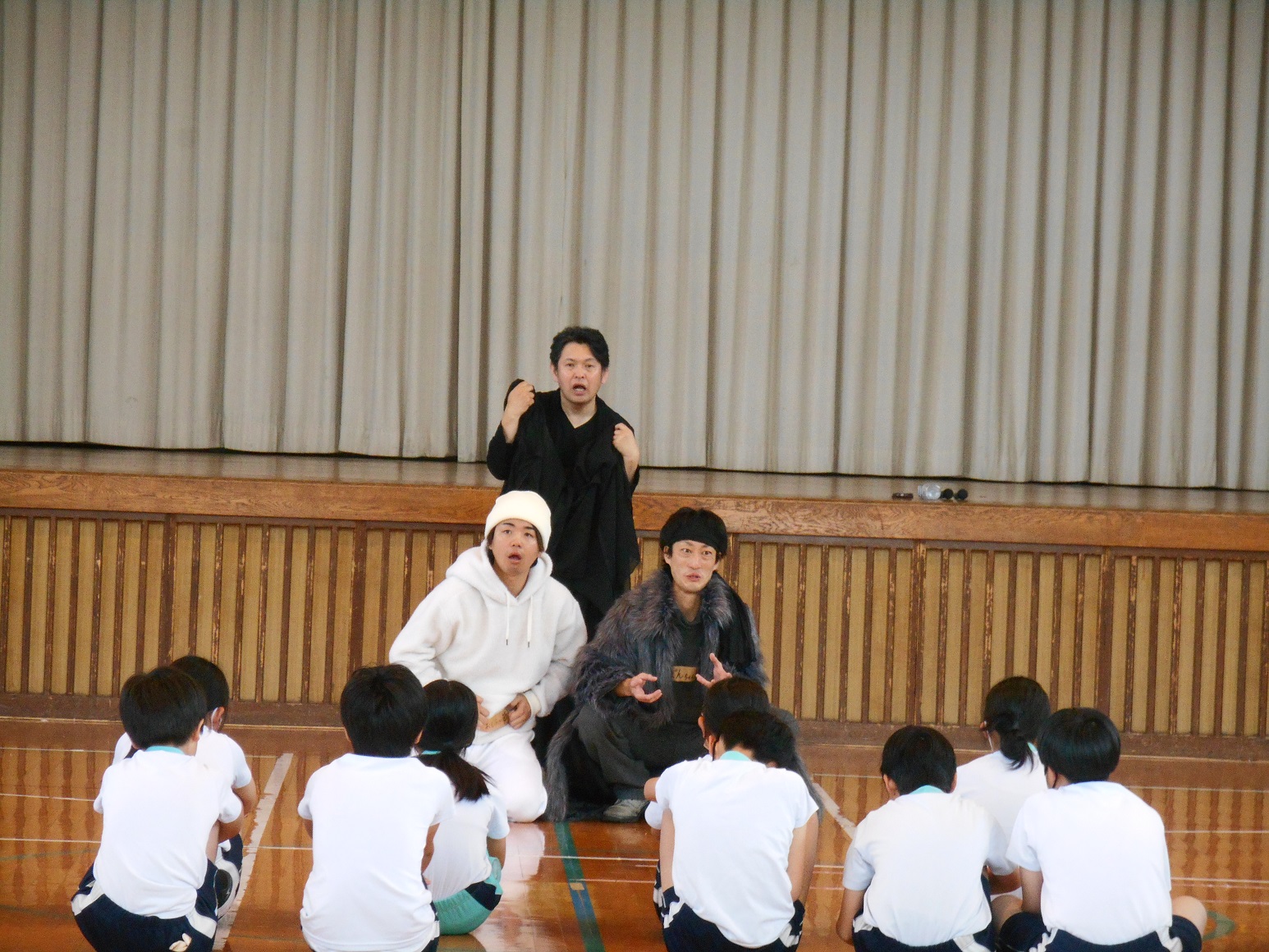 令和8年度舞台芸術アウトリーチ劇遊びあらしのよるに田尻小学校