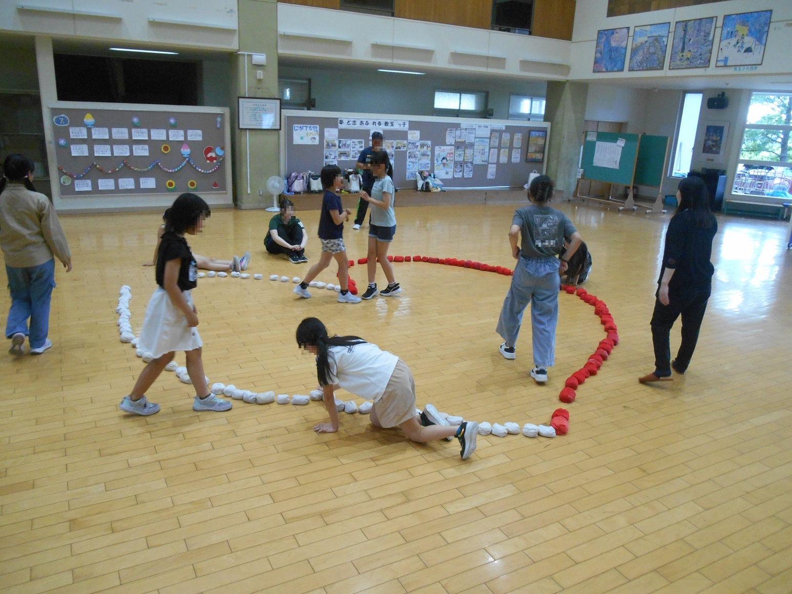 令和8年度お話を聞く会（敷玉小）市民ギャラリー