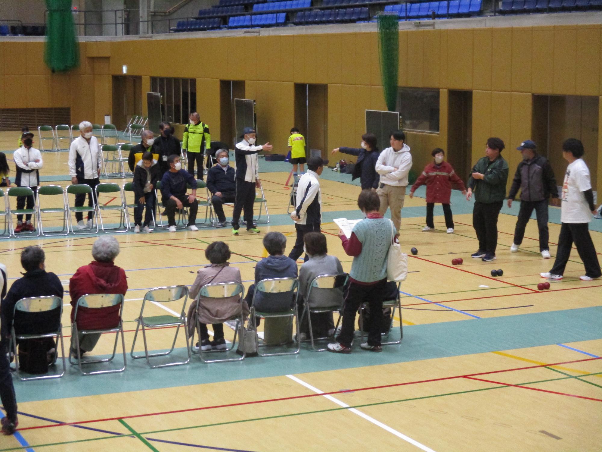 白熱した決勝戦の写真